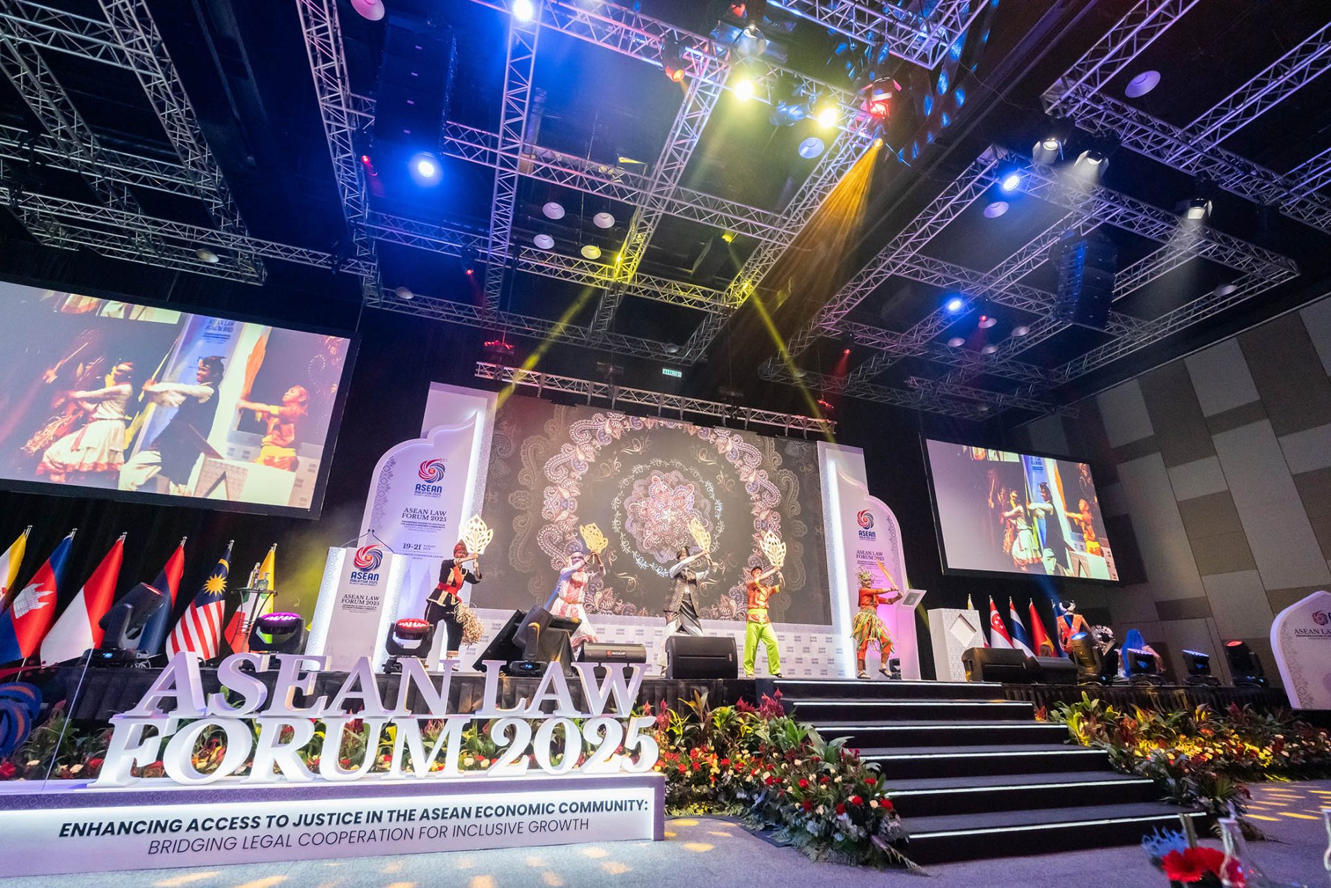 ASEAN LAW FORUM
